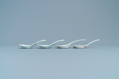 Twenty Chinese famille rose spoons for the Straits or Peranakan market, 19/20th C.