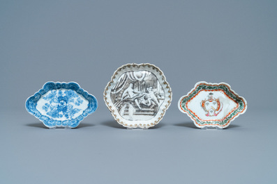 Two Chinese famille noire teapots, a pattipan and two spoon trays, Yongzheng/Qianlong