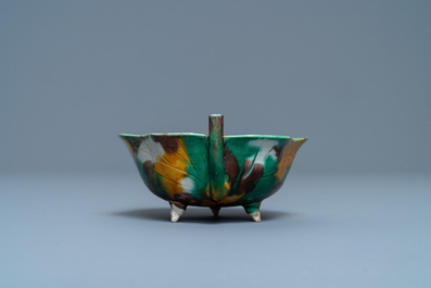 A Chinese 'egg and spinach'-glazed 'crab in lotus' water dropper, Kangxi
