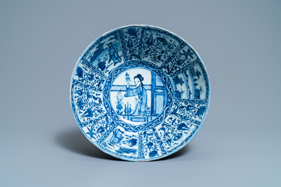A large Chinese blue and white kraak porcelain bowl, Wanli