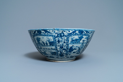 A large Chinese blue and white kraak porcelain bowl, Wanli
