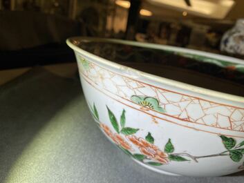 A Chinese famille verte bowl with floral design, Kangxi