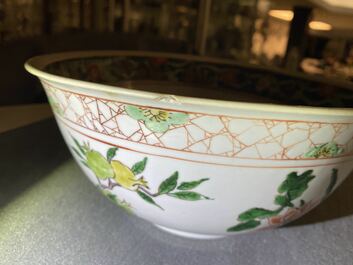 A Chinese famille verte bowl with floral design, Kangxi