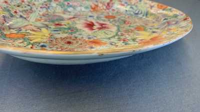 Een diverse collectie Chinees famille rose en monochroom porselein, Qianlong en later