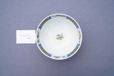 Een Chinese famille verte 'Xi Xiang Ji' kom, Kangxi