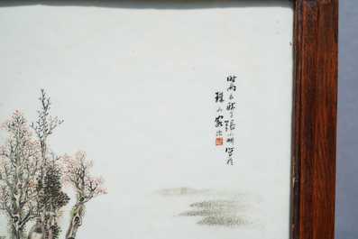 A Chinese wooden table screen with qianjiang cai plaque, 19/20th C.