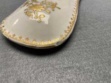Een Chinese sauskom met het wapen van Ross of Balnagowan voor de Schotse markt, Qianlong