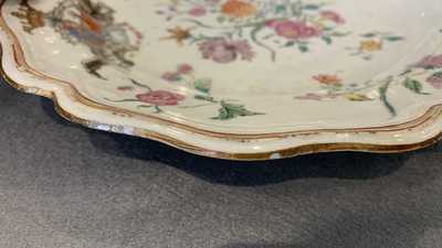 Een paar Chinese famille rose wapenborden voor de Deense markt, Qianlong