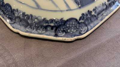 A composite 25-piece Chinese blue and white service, Qianlong