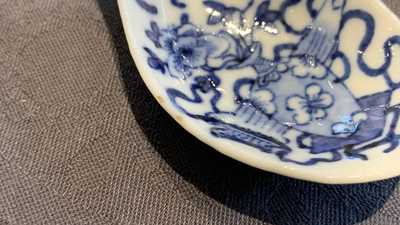 Veertien Chinese blauw-witte en ijzerrode lepels, Jiaqing, Daoguang en Tongzhi merk en periode en 20e eeuw