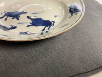 Une coupe en porcelaine de Chine en bleu et blanc de type ko-sometsuke pour le march&eacute; japonais, &eacute;poque Transition