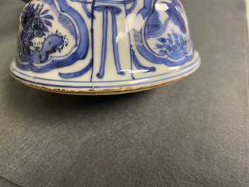 Five Chinese blue and white kraak porcelain bowls, Wanli