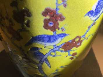 A Chinese blue, white and red yellow-ground vase, 18/19th C.