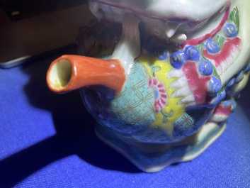 A Chinese famille rose 'Buddhist lion' ewer, Qianlong/Jiaqing