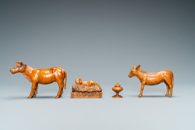 Een houten groep met 'De aanbidding der koningen', Ital&euml;, 18e eeuw