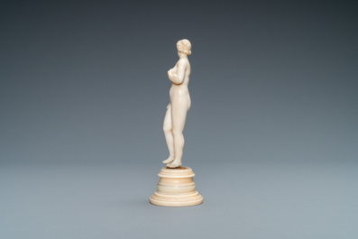 Een ivoren figuur van Venus, Dieppe, Frankrijk, 19e eeuw