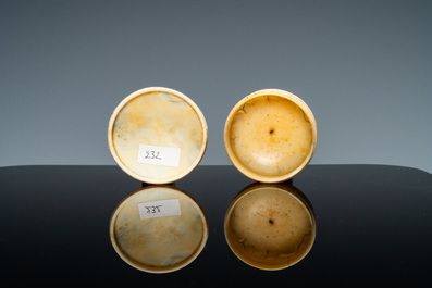 An ivory box and cover with a boy sitting by a water well, 18th C.