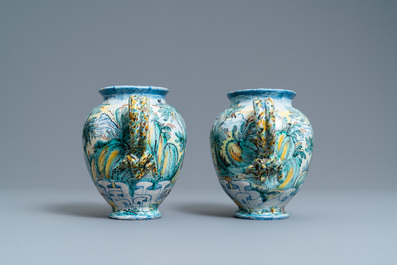 Twee polychrome Italiaanse apothekerspotten, 19e eeuw