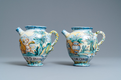 Twee polychrome Italiaanse apothekerspotten, 19e eeuw