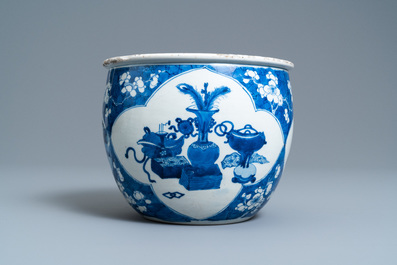 A Chinese blue and white jardini&egrave;re, Kangxi