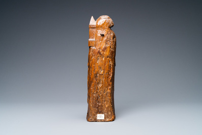 Une statue de Sainte Barbe en ch&ecirc;ne sculpt&eacute;, vers 1500