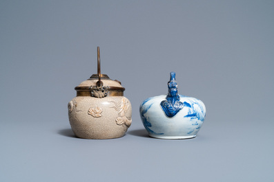 A Vietnamese 'Bat Trang' stoneware waterpipe and a Chinese 'Bleu de Hue' lime pot, 19th C.
