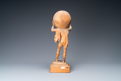 Een lindenhouten figuur van Atlas die de wereld draagt, Duitsland, ca. 1700