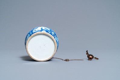 A Chinese blue and white 'Blue de Hue' waterpipe for the Vietnamese market, Kangxi