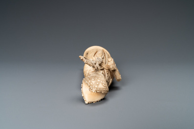 An ivory triptych figure depicting a bishop, Dieppe, France, 19th C.