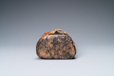 Een gepolychromeerde houten figuur van Petrus, Frankrijk, 16e eeuw