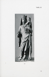 Een grote gepolychromeerde kalkstenen figuur van een Madonna met kind, Champagne- of Lorrainestreek, Frankrijk, 2e helft 14e eeuw