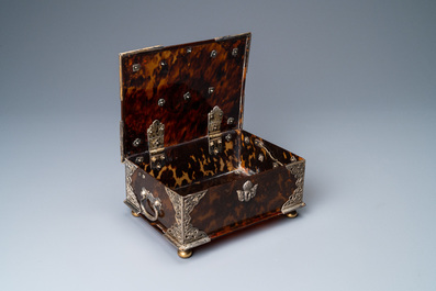 A Dutch colonial silver-mounted tortoise shell sirih casket, ca. 1700