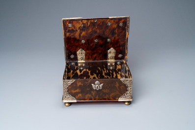 A Dutch colonial silver-mounted tortoise shell sirih casket, ca. 1700