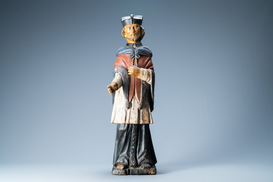 Une statue de Jean N&eacute;pomuc&egrave;ne en bois polychrom&eacute;, probablement Allemagne, 17/18&egrave;me