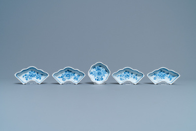 An English blue and white Delftware five-piece sweetmeat set, 18th C.