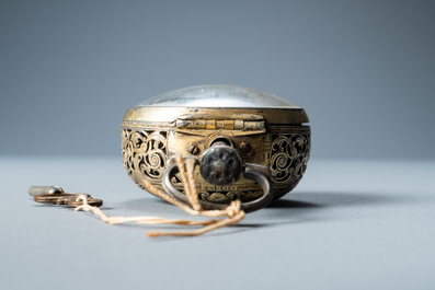 A gilded silver 'repeater' pocket watch, Robert &amp; Peter Higgs, no. 1466, London, 17/18th C.