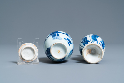 A Chinese blue and white tea caddy and a bottle vase, Kangxi
