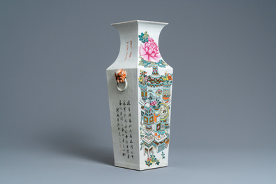 A Chinese square qianjiang cai 'antiquities' vase, 19th C.