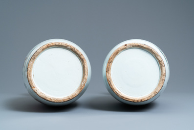 A pair of Chinese famille rose vases, 19/20th C.
