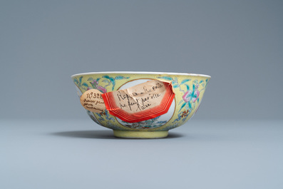 Un bol en porcelaine de Chine famille rose &agrave; fond jaune sgraffito, marque et &eacute;poque de Daoguang