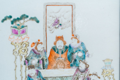 Een Chinese famille rose plaquette, 19e eeuw
