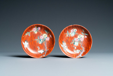 A pair of Chinese famille rose 'faux-bois' cups and saucers, Yongzheng/Qianlong