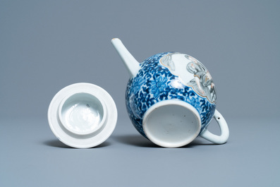 A Chinese blue, white and grisaille teapot and cover, 19th C.