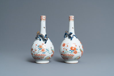 A pair of Chinese Dutch-decorated Kakiemon-style bottle vases, Kangxi