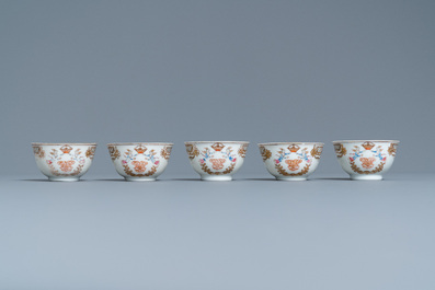 Un service &agrave; th&eacute; de 20 pi&egrave;ces en porcelaine de Chine famille rose pour le march&eacute; europ&eacute;en, Qianlong