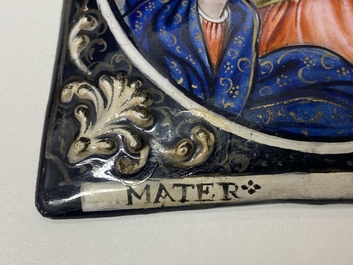 Een email plaquette met de Heilige Maagd en inscriptie 'Mater Dei', Limoges, Frankrijk, 1e helft 18e eeuw