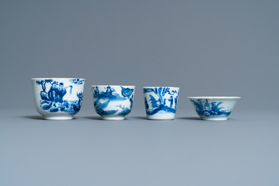 Four Chinese blue and white cups, 19th C.