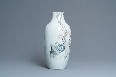 Een Chinese qianjiang cai vaas, 19e eeuw