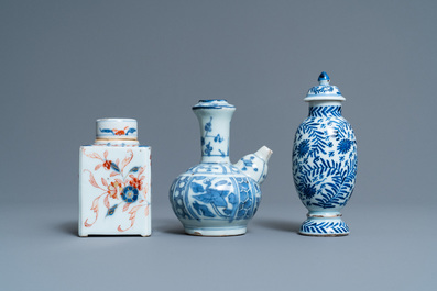 Two Chinese blue and white cups, a covered vase, a kendi and an Imari-style tea caddy, Wanli and Kangxi
