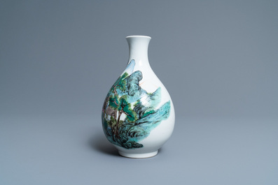 A Chinese famille rose 'yuhuchunping' vase with a mountainous landscape, 19/20th C.